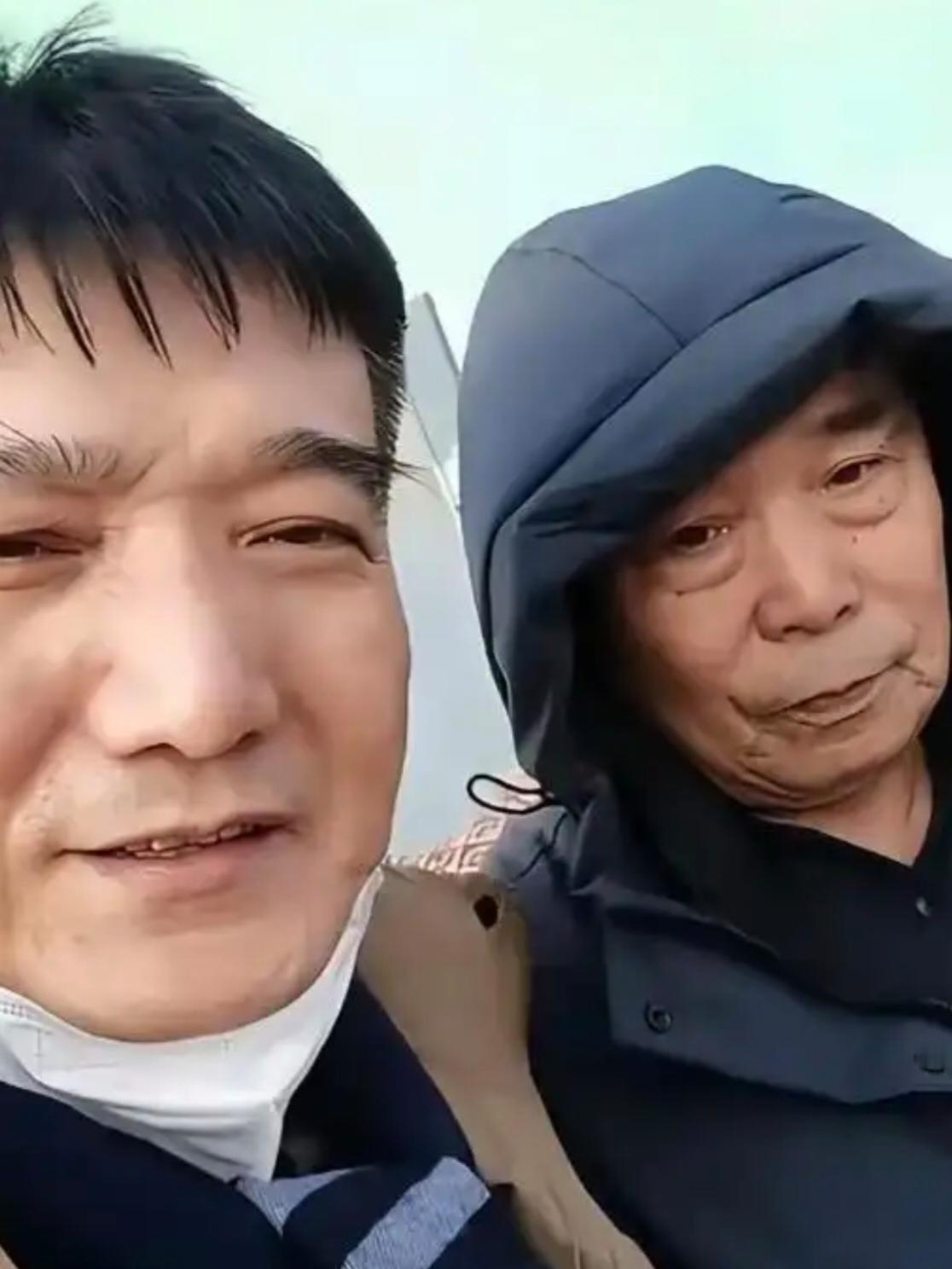 何庆魁是我心中最牛的编剧，都说他儿子何树成不咋聪明，但我发现家学这玩意儿了不得，