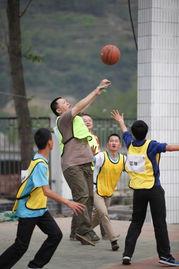 滑雪登山：这是本届冬奥会唯一新增的正式大项，时隔78年重返奥运舞台。比赛规则独特