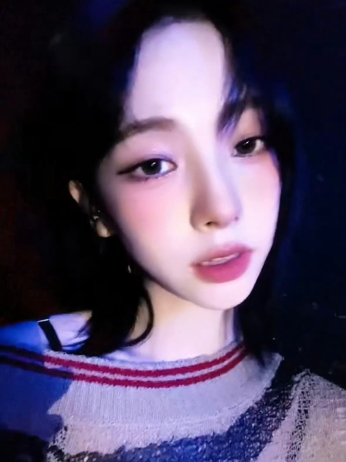#柳智敏[超话]# [心]#每日一善# [心]#阳光信用# 人生最好的状态，是每