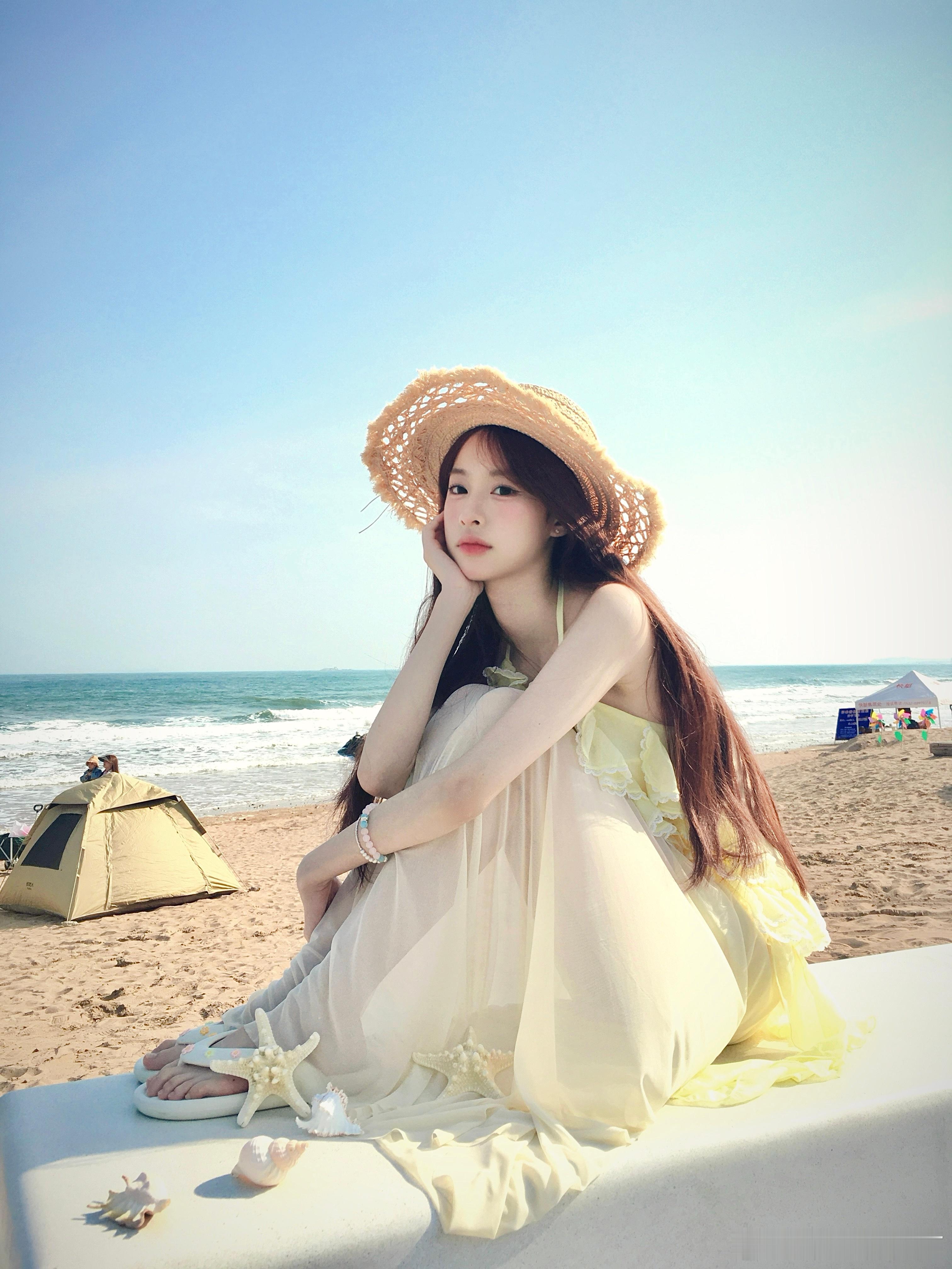 𓇼𝐼𝑠𝑙𝑎𝑛𝑑 ☆₊⋆🐚 𓈒𓂂𓏸 🐋💛 ​​​
