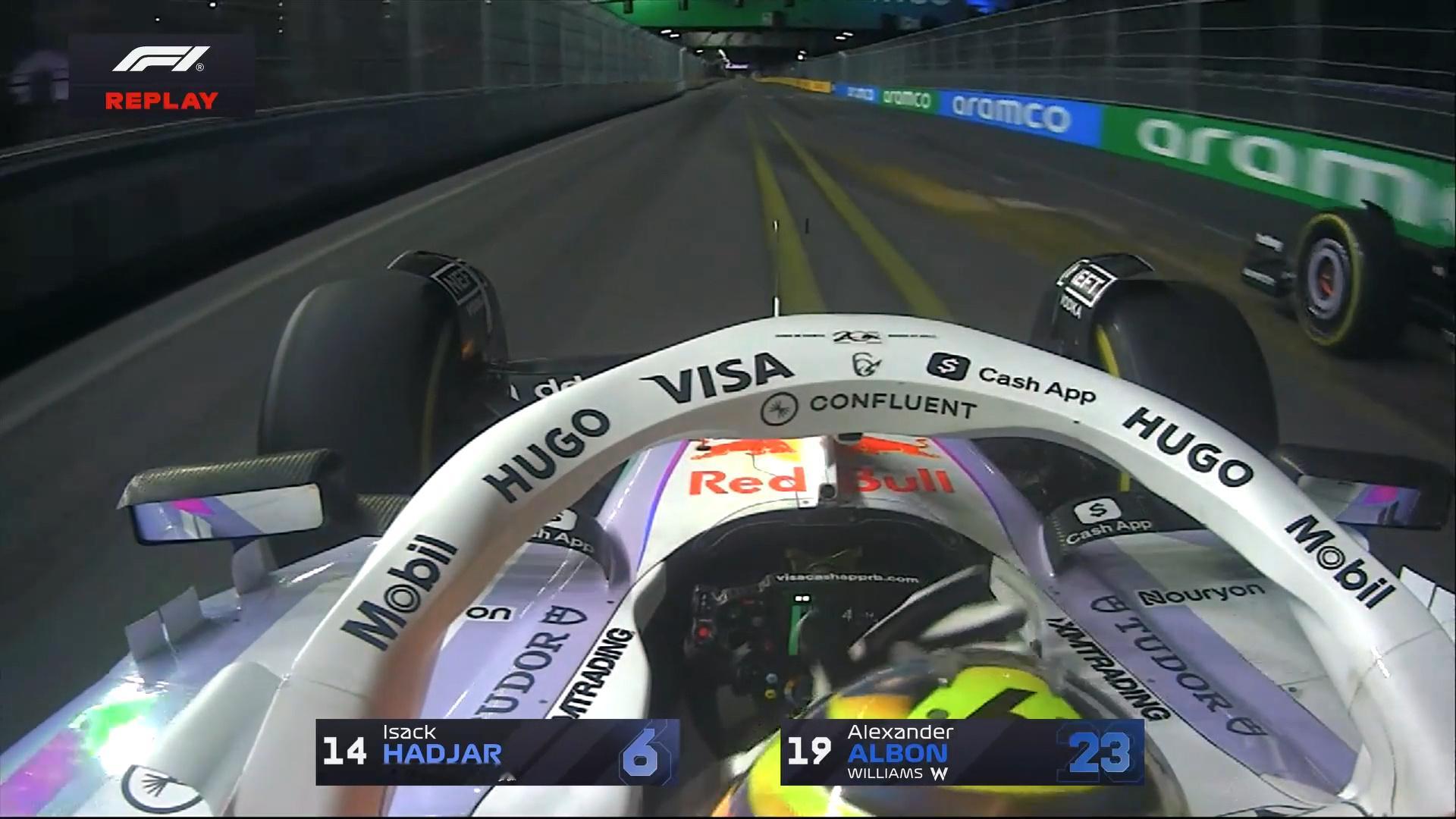 给哈贾尔急得疯狂挥手