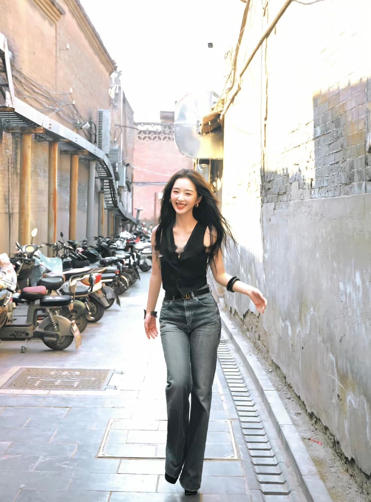 告白告白又一本大热ip影视化 告白男主王星越女主邓恩熙 网传剧本把开飞机改成开出