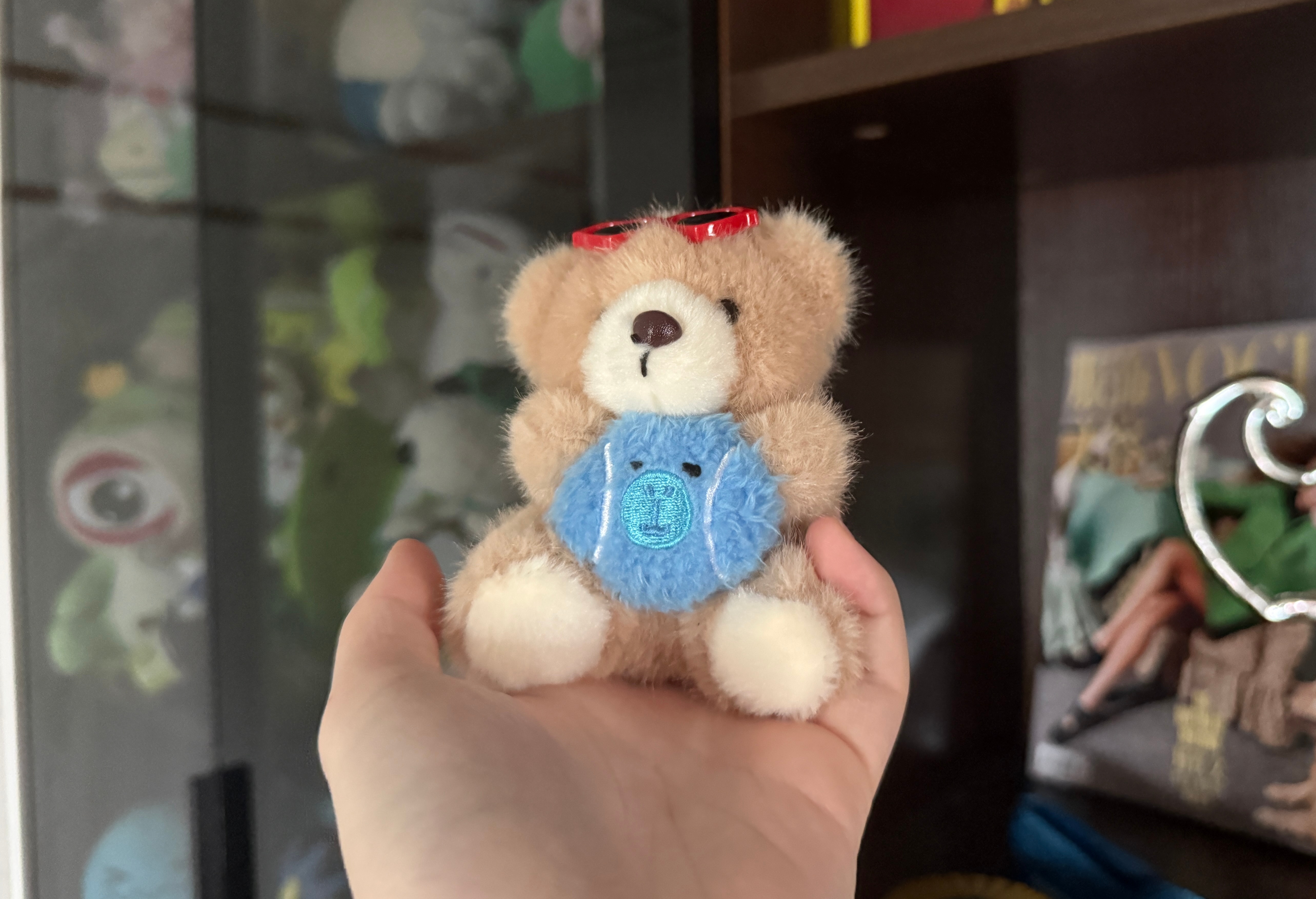 【评论区留言】预测下午17点马德里第二轮郑钦文vs肯宁 的具体胜者和比分，如：郑