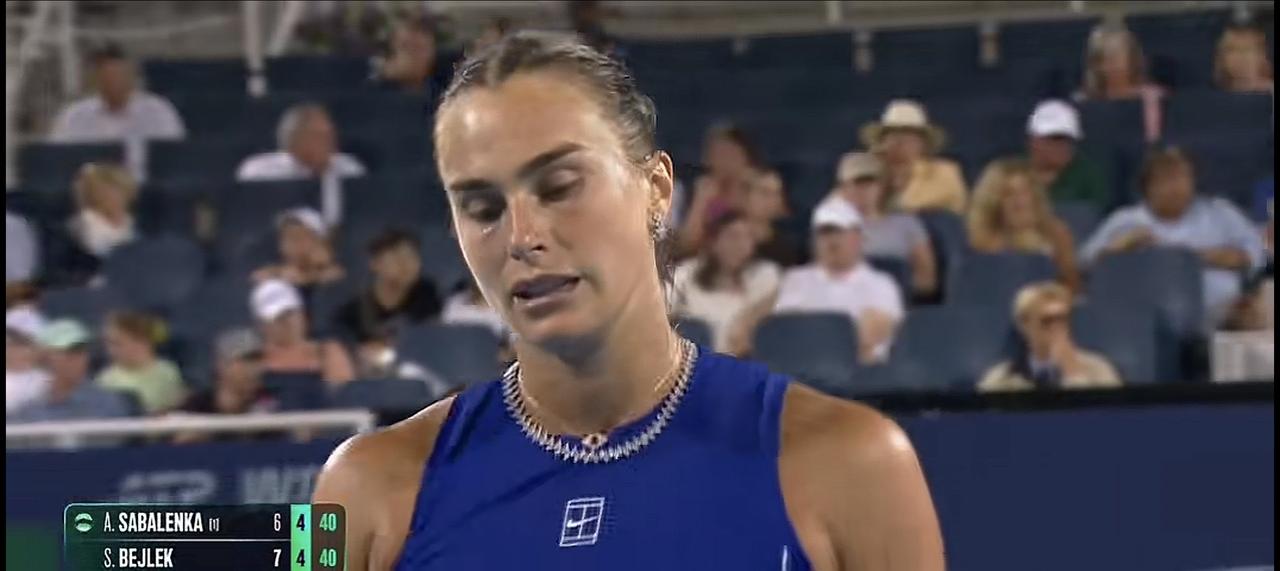 WTA1000辛辛那提站再爆大冷：世界第一萨巴伦卡遭捷克新星贝莱克逆转，无缘八强