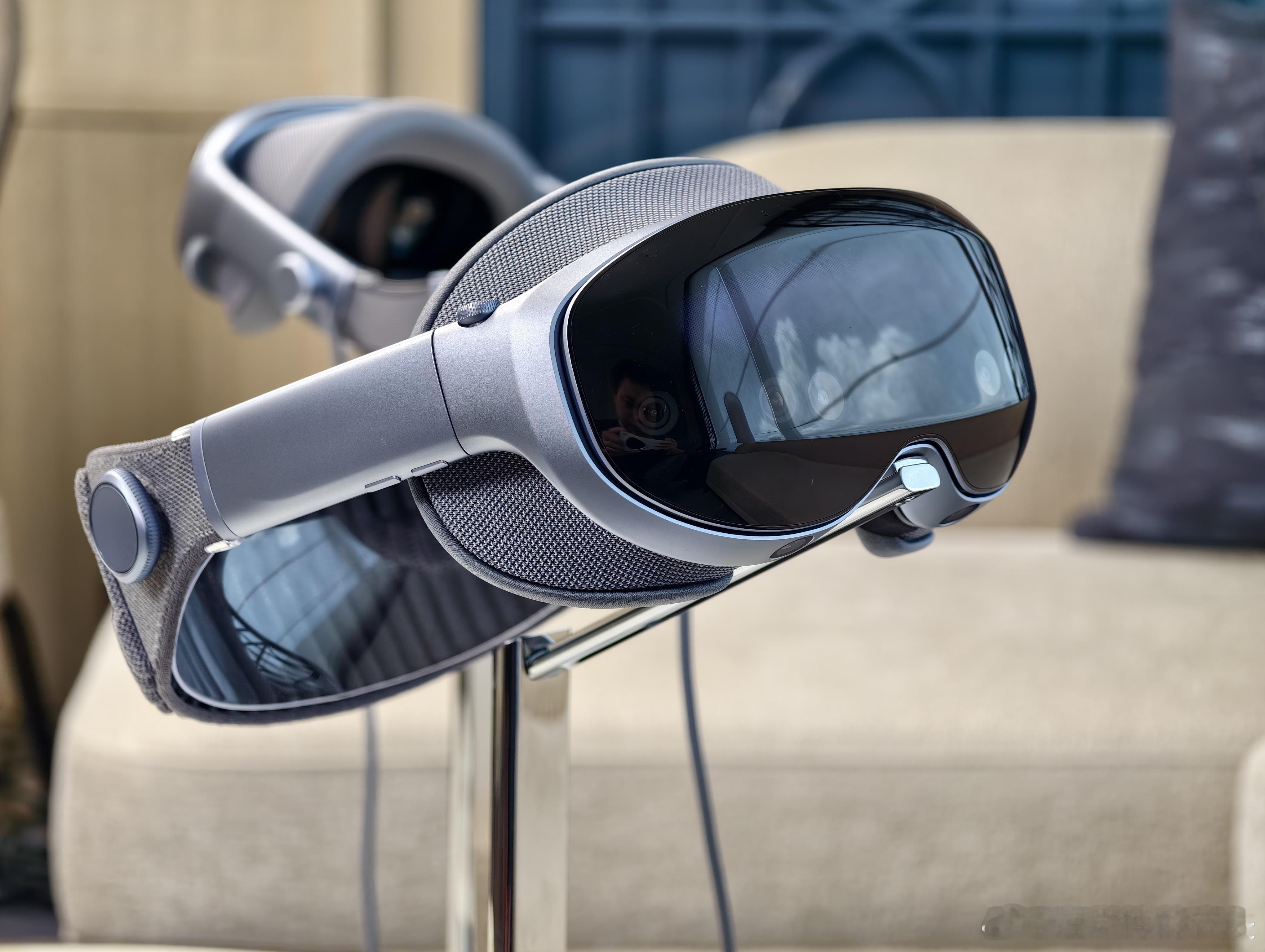vivo vision的外观是做的真不错vivo蓝科技 ​​​