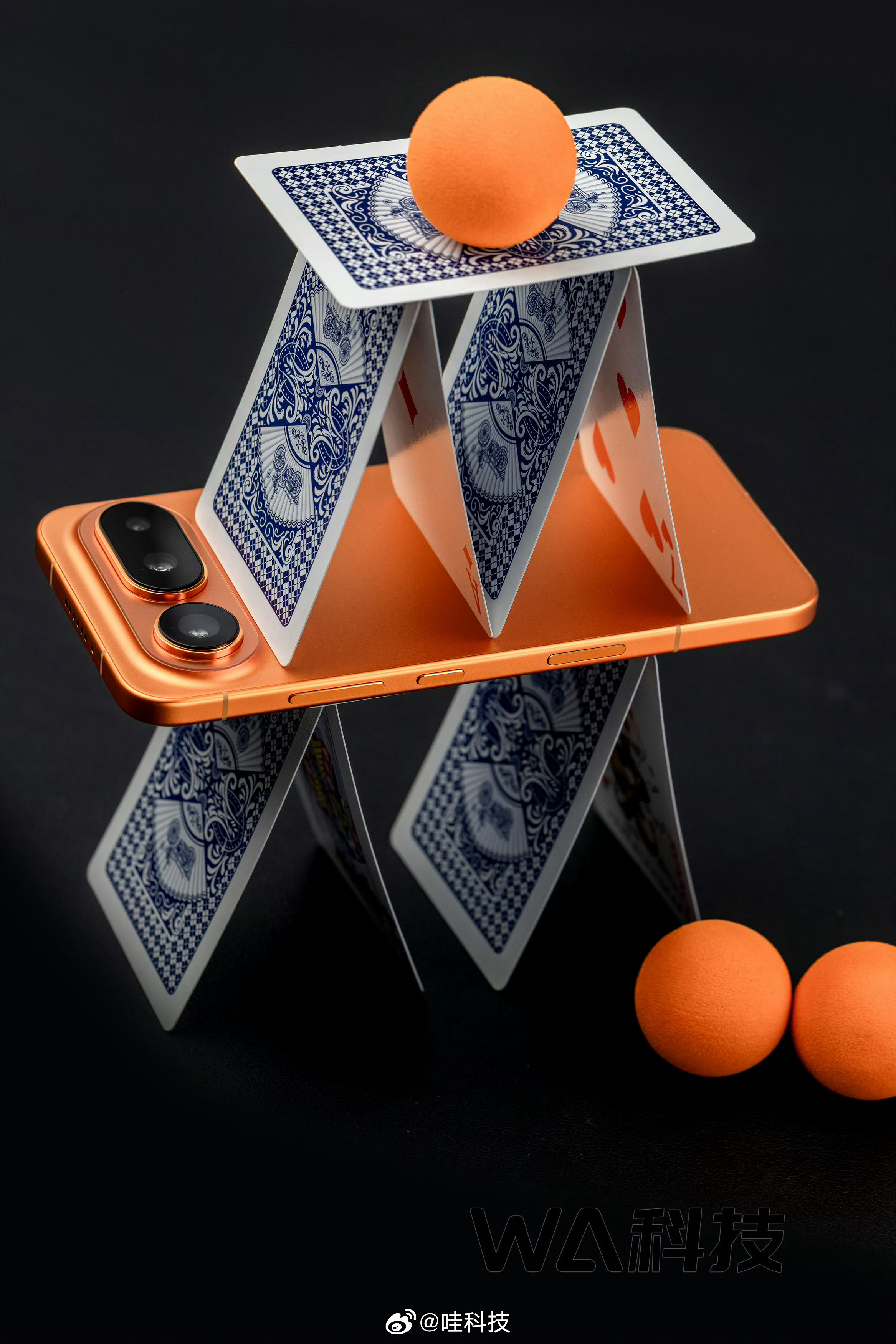 荣耀Magic8ProAir是一款很有意思的产品，从内到外都是富有哲学的产品，同