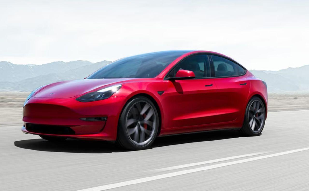 长续航版 Model 3 要回来了
特斯拉在 2022 年 8 月暂停在美国接受