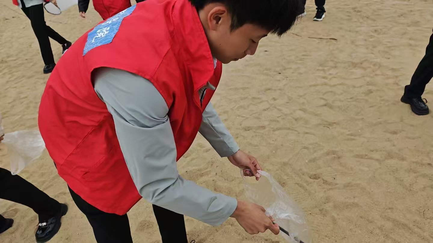 秦岭笑谈 【盛夏赴乡野 实干惠民生】曲阜师范大学三下乡2026暑期社会实践星燃乡