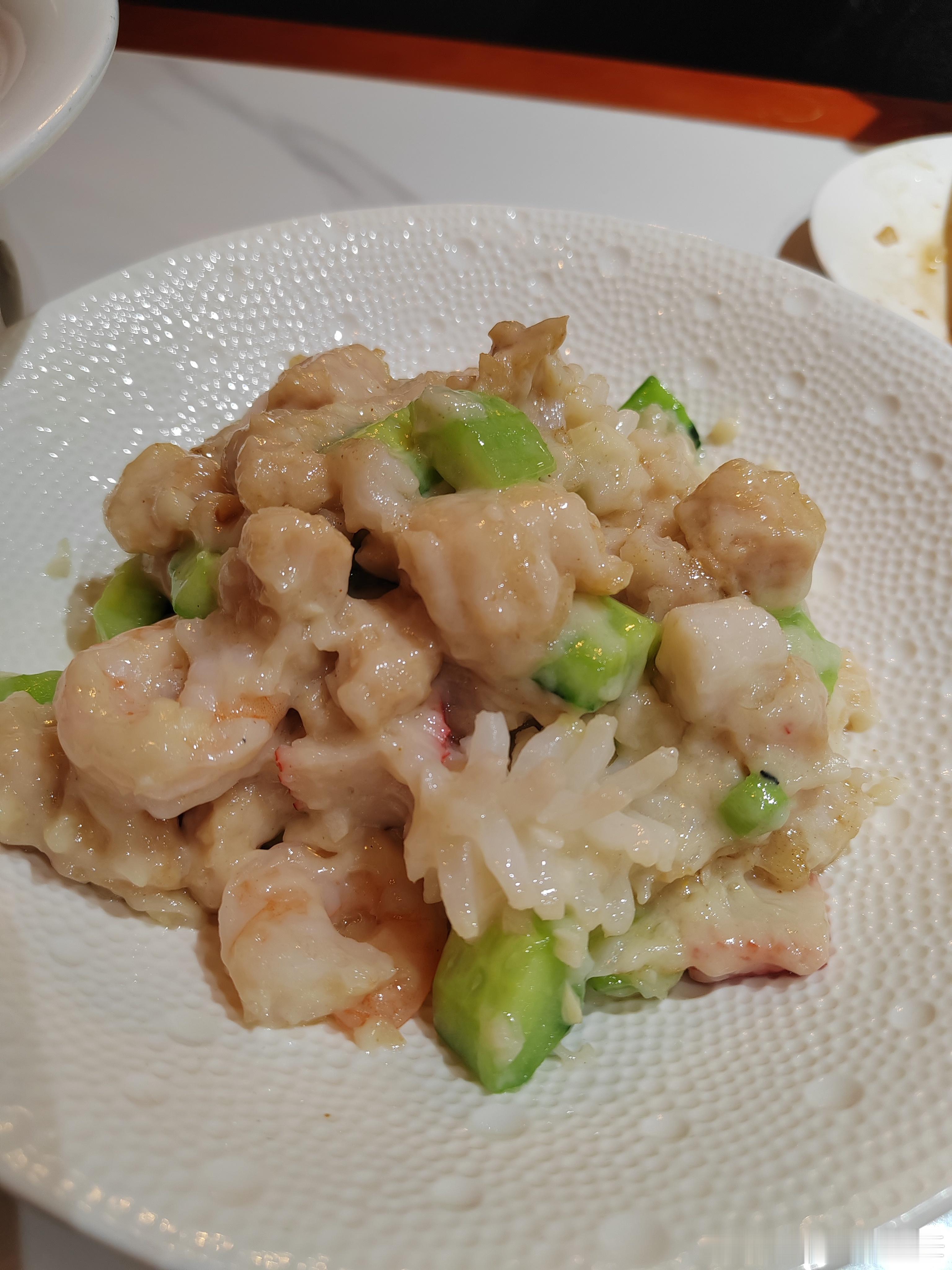认真对待每一餐，可口的食物总能治愈一整天的疲惫。 