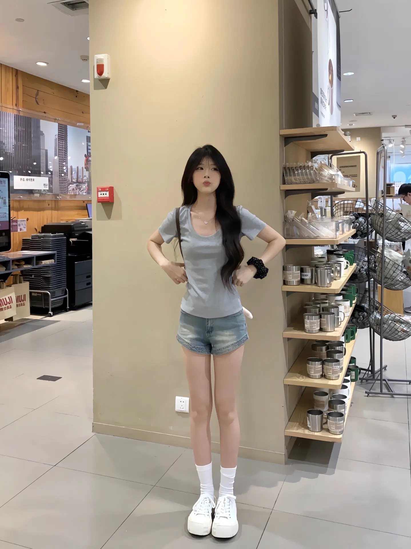 把世界调成静音 独听我们的心跳声(^_−)−☆