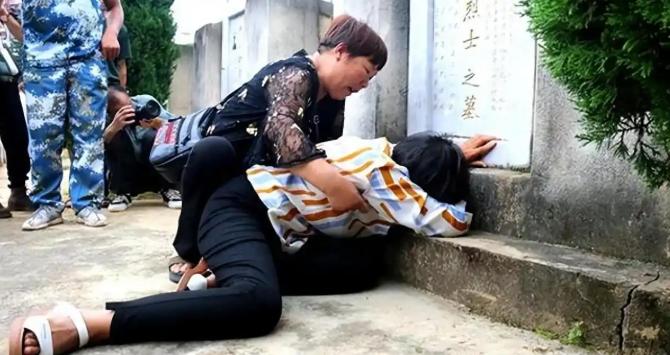 1984年，新婚三天的战士，在前线壮烈牺牲，谁知，妻子竟然转身就嫁给了丈夫的亲哥