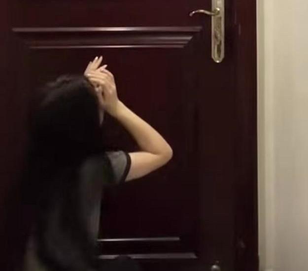 黑龙江齐齐哈尔，男子即将和女友结婚，却在和兄弟聚餐时，看上邻桌另一个漂亮姑娘，他
