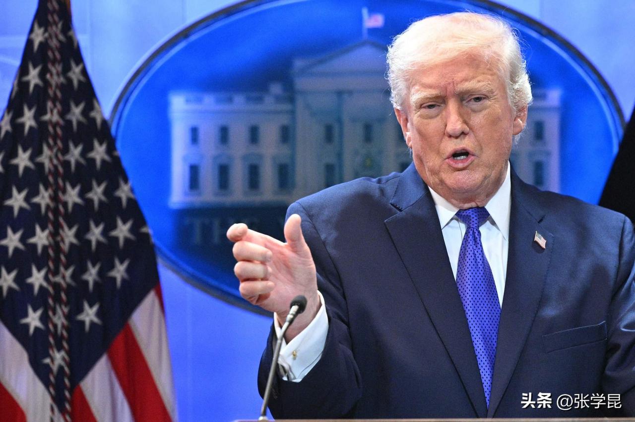 特朗普今天（3月1日）发文说：“哈梅内伊，历史上最邪恶的人之一，死了。这不仅是对