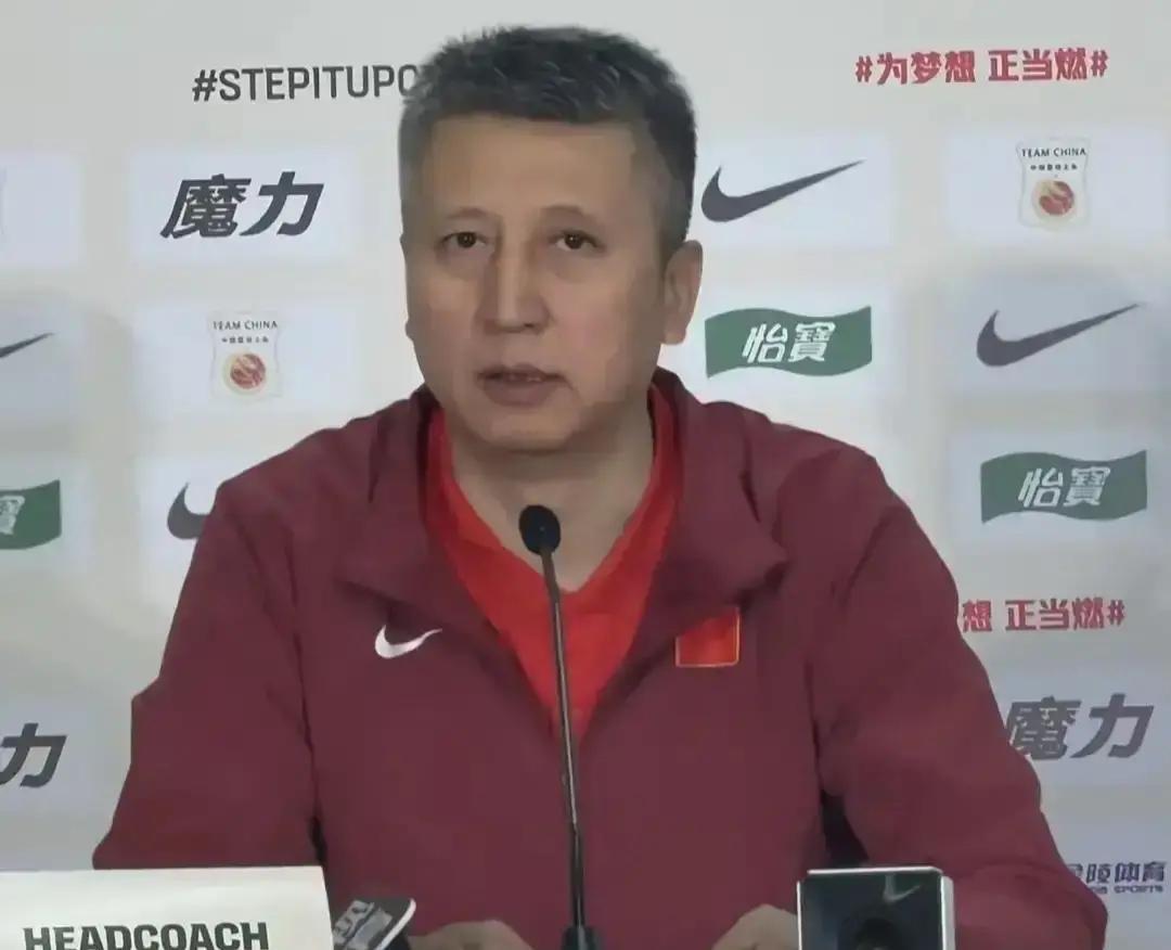 徐杰锁死林庭谦那夜，郭士强笔没停过
 
18分6助攻只是表面，真正让教练组坐直的