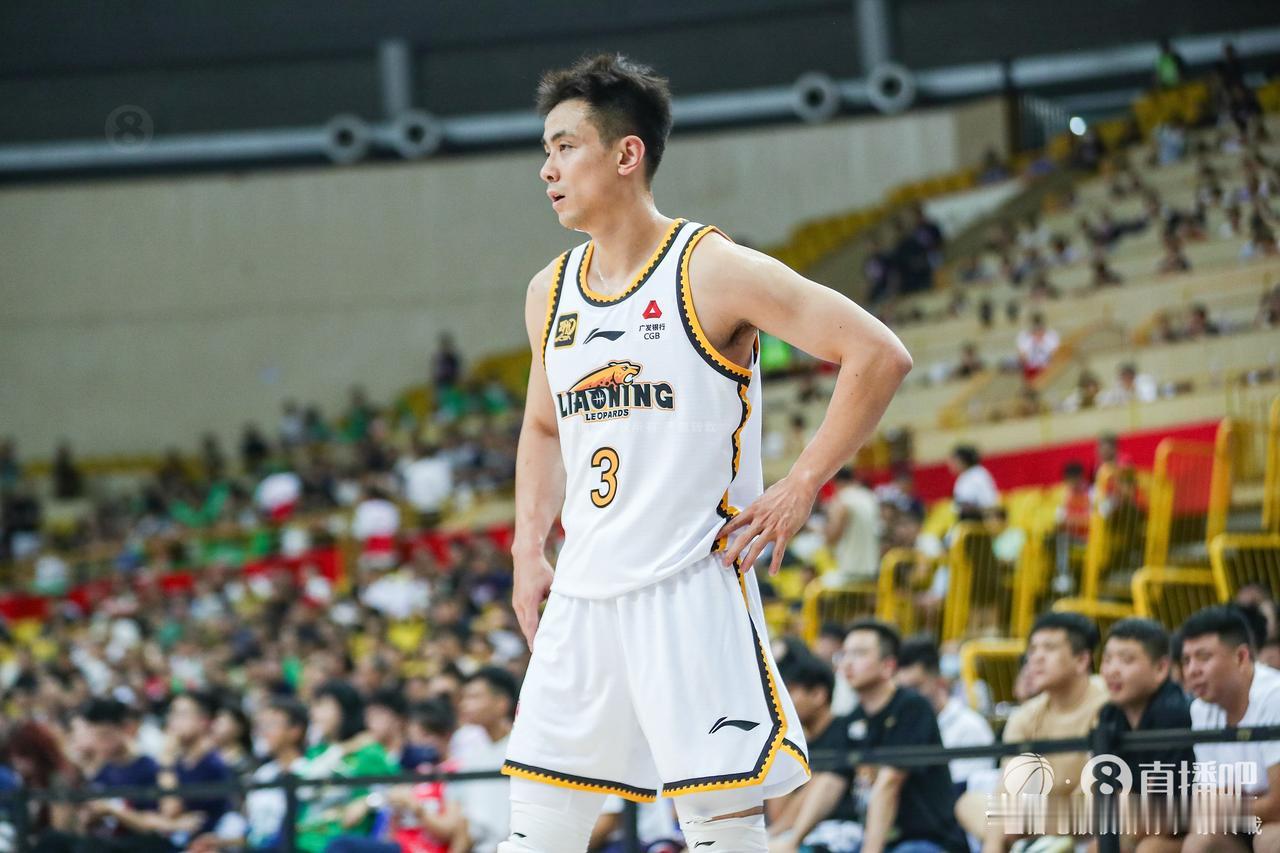 cba10分钟了，比赛更加激烈了，但是分差没有之前那么大了！我赢你20多分！基本