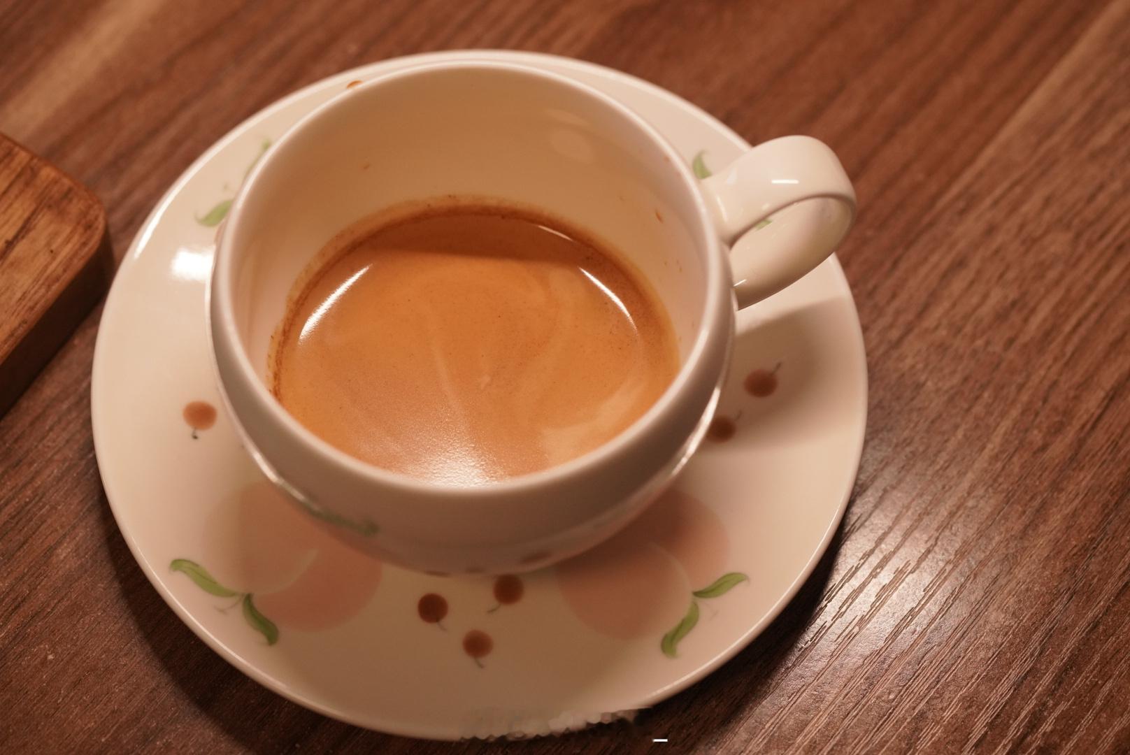 早安☕️即使天天失眠，也是情绪稳定的一天开始了[doge] ​​​