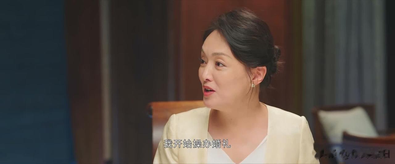 电视台草根女主持因不雅视频，错失豪门婚姻？真相很残酷...

电视剧《做自己的光