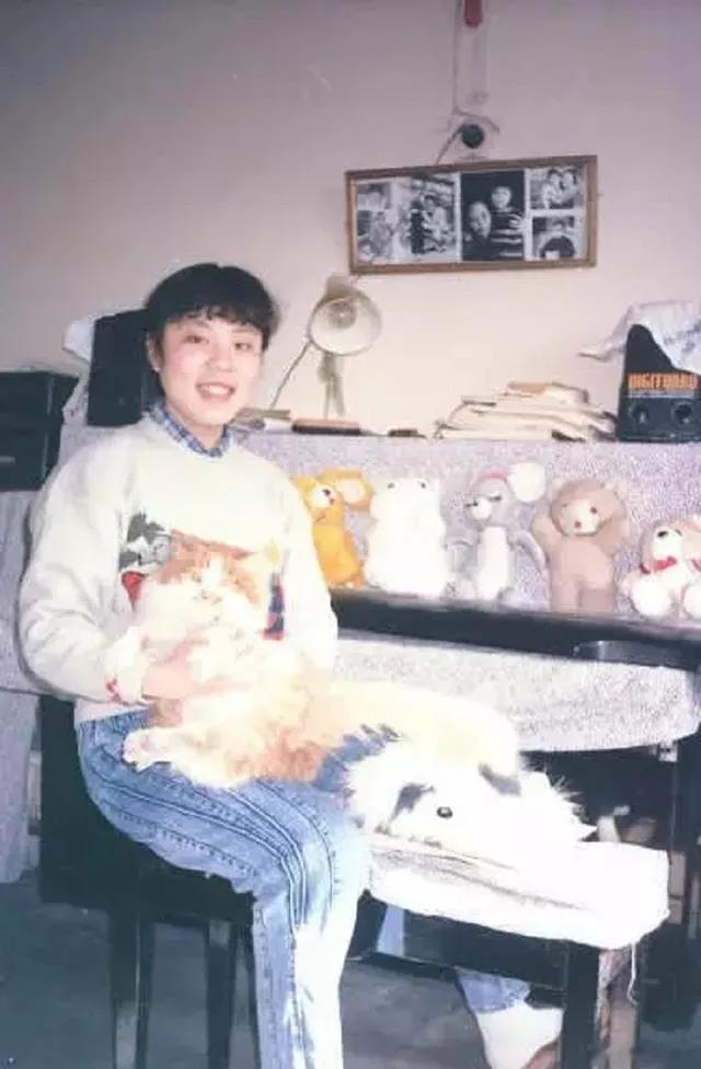 五十岁是个坎，希望朱令能够等来真相大白的那一天。斯人已去，虽困难重重，总要昭彰天