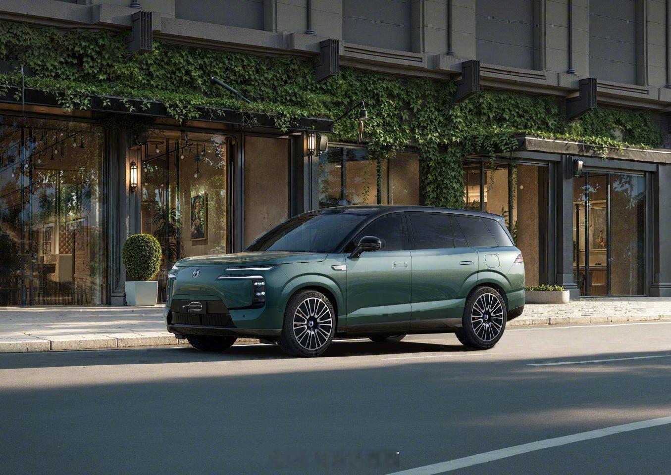 一台家人全票通过的车大六座SUV腾势N8L价格来啦，29.98万元起，正式杀入3