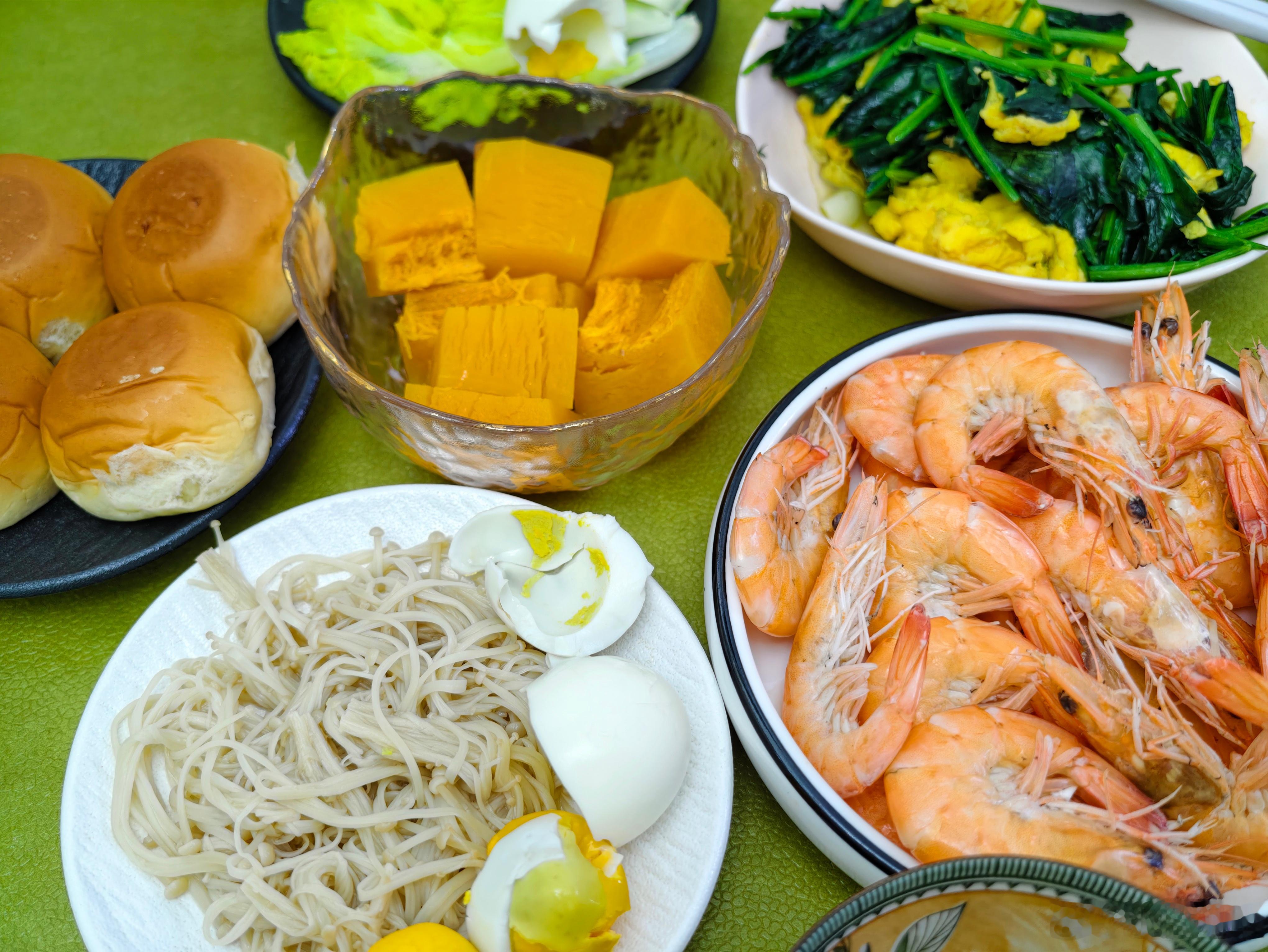 嘻嘻怡做的早饭有人要一起吃吗？
