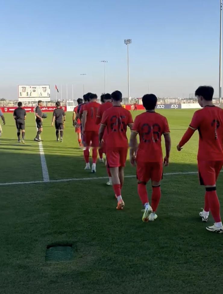 U23亚洲杯赛前最后一场热身赛 中国U23男足0-1不敌伊朗U23男足 你好20