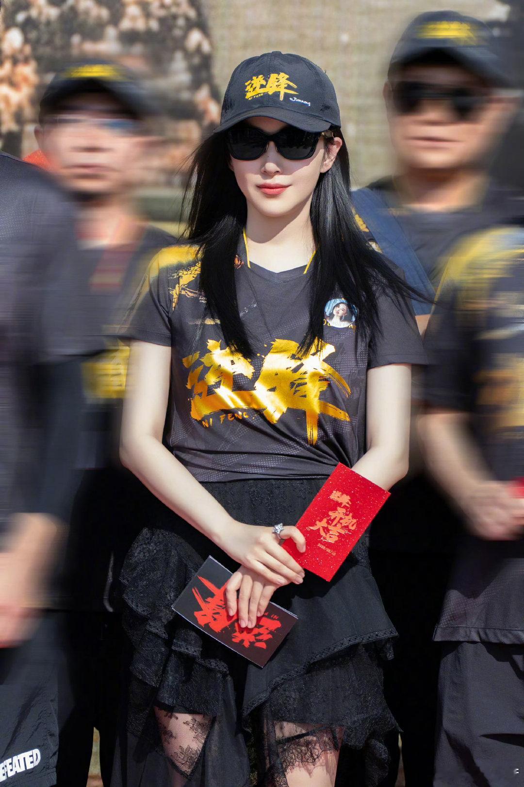 阚清子说陆漫兮人如其名阚清子电影逆锋开机状态阚清子电影开机晒照阚清子的演技一直很