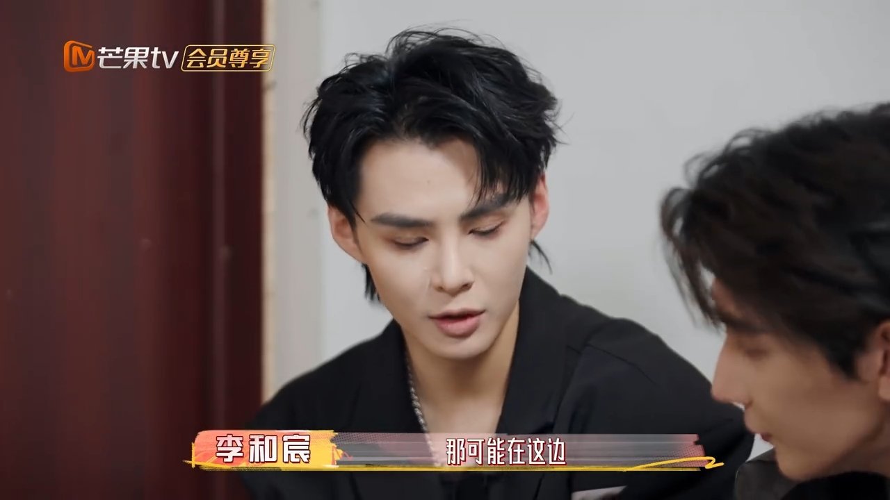 这条路并不好走，但他愿意放下过去，从头努力做一名好演员。夏之光谈转型做演员 