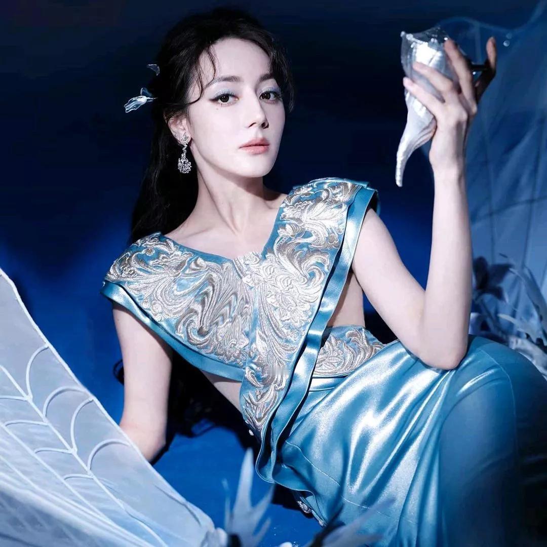 蓝调仙子，梦幻夜色梦幻蓝调少女 梦幻蓝调写真 蓝调少女 蓝调仙境 蓝调夜影 蓝调