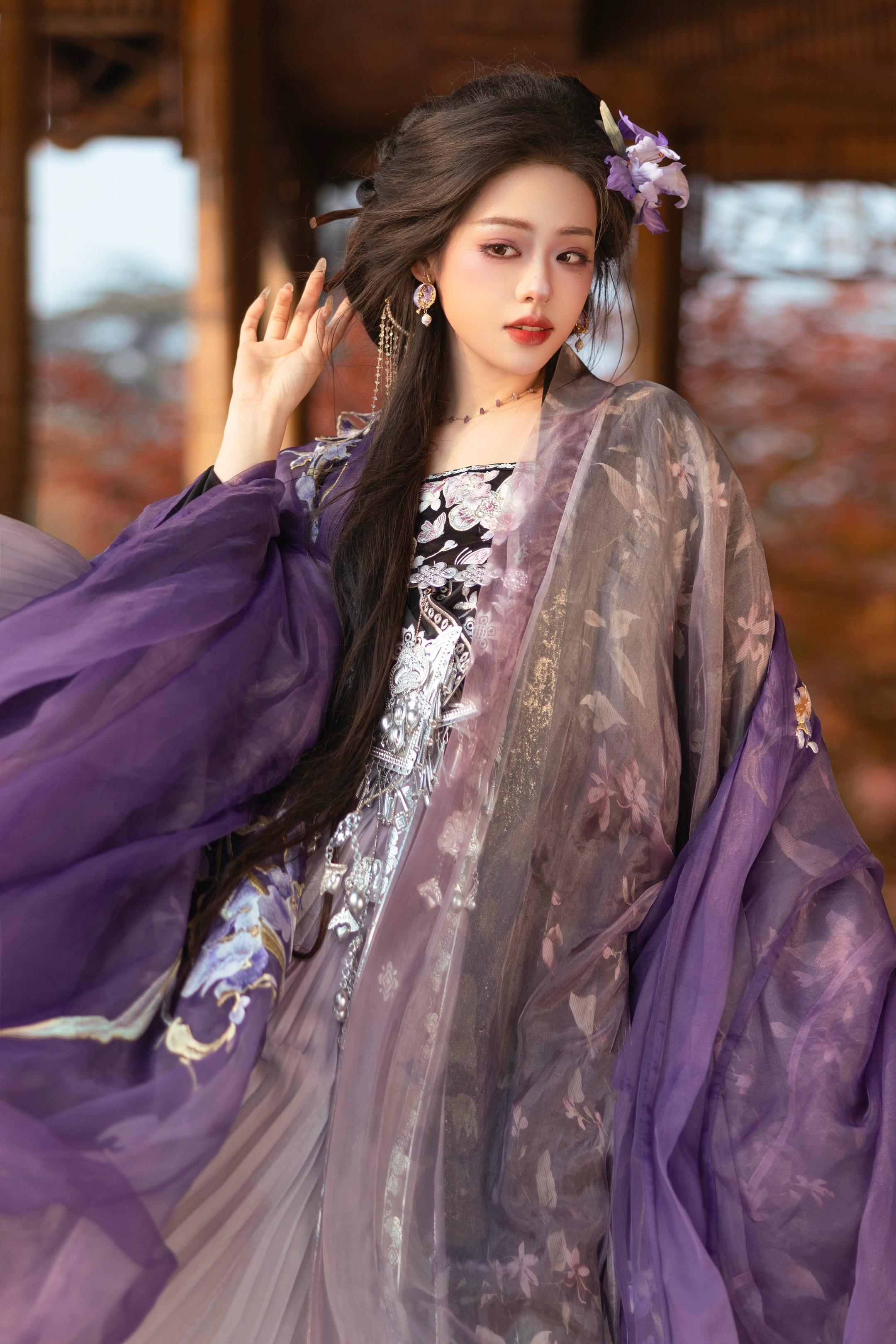 ‘ 你憔悴、我替你明媚 ’虽迟但到的南方秋色！花港观鱼好多颗红枫美的要死