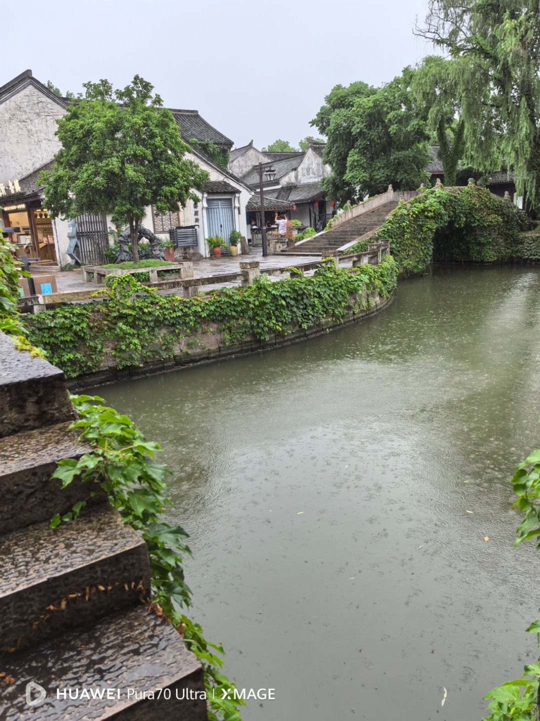 随想杂感 端午节跟小年轻答伙，自驾去了绍兴，先到了安昌古镇，没像网上说那么优秀。