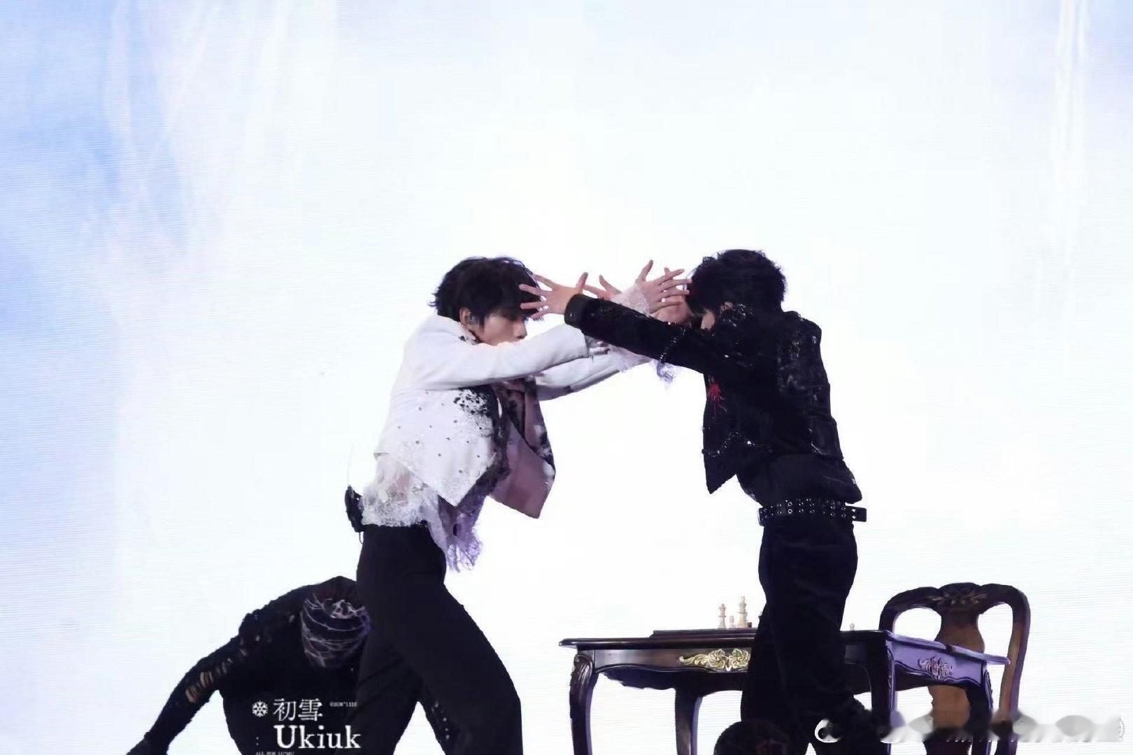 穆祉丞王橹杰默契度穆祉丞王橹杰舞台默契度穆祉丞王橹杰默契度 