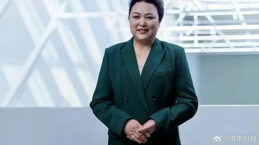 【#王凤英成小鹏汽车股东# 】据近日小鹏汽车披露的年报及监管文件显示，公司总裁王