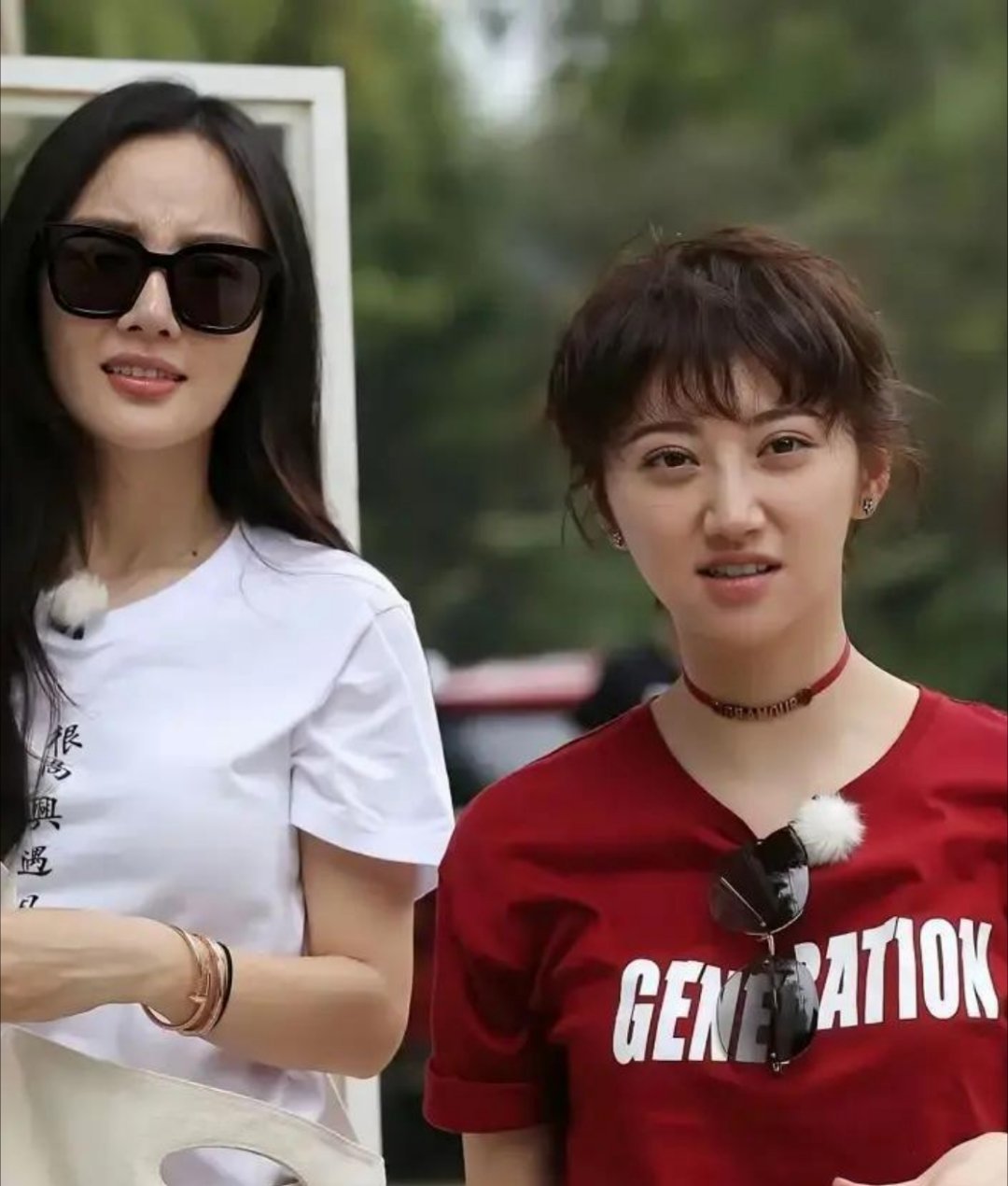 景甜早期短发的样子，还挺干练的 ​​​