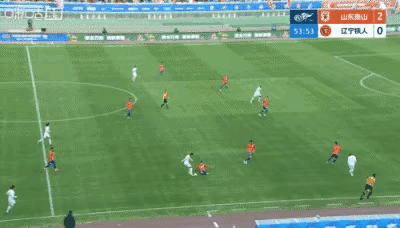 阿尔瓦罗首秀，表现让人满意！
今天山东泰山主场对阵辽宁铁人，最终山东泰山3-0完