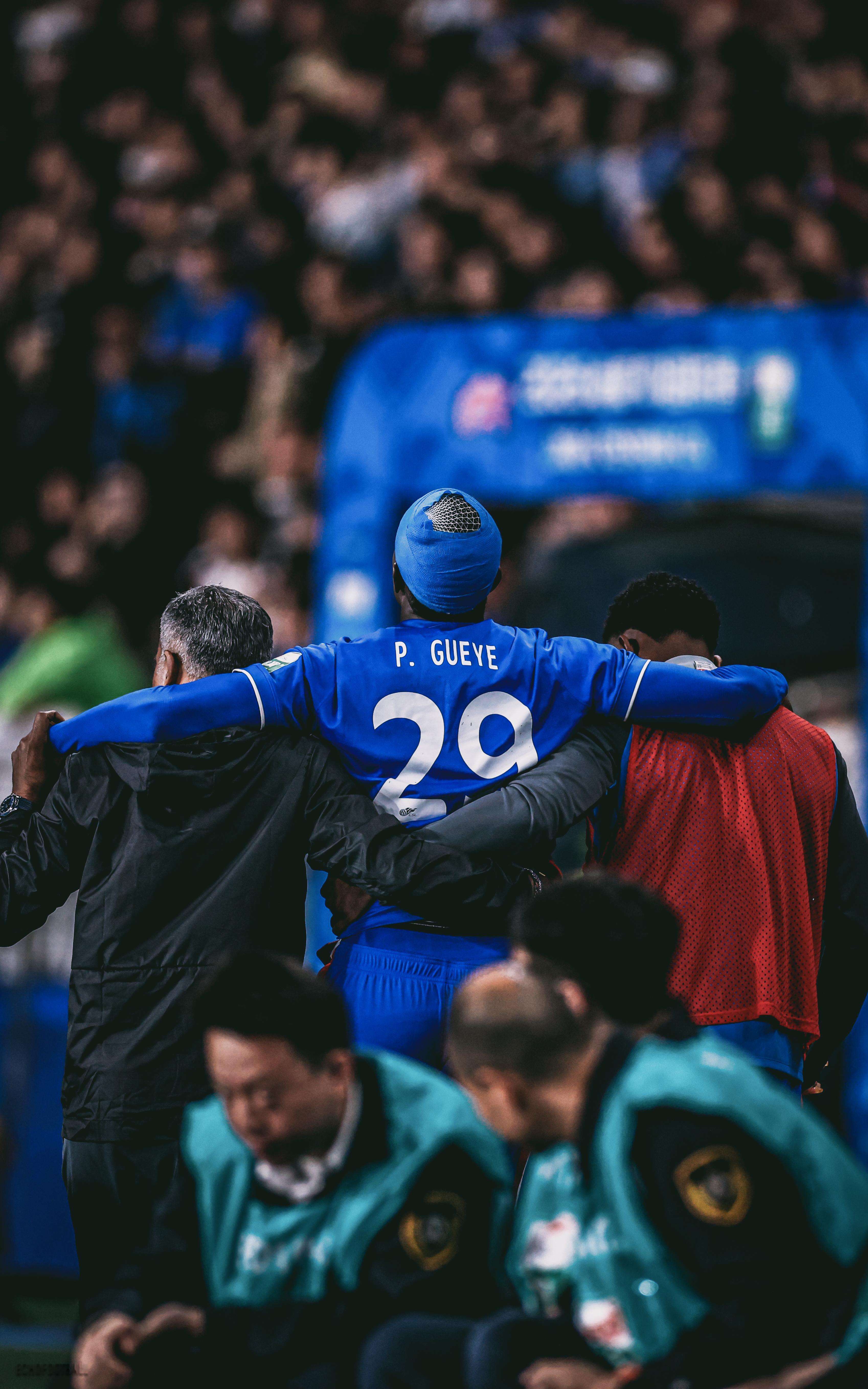 Come back stronger, Pape.💪🏿上海申花盖伊跟腱断裂