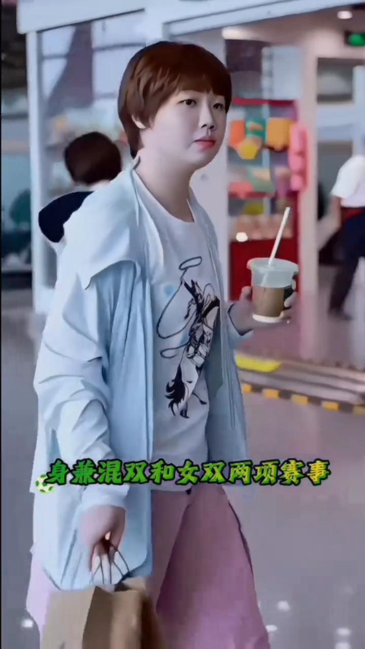 7月11日快慢启程前往长沙全景赛，刚结束美国大满贯就投入新的比拼，瞬间混双和女双
