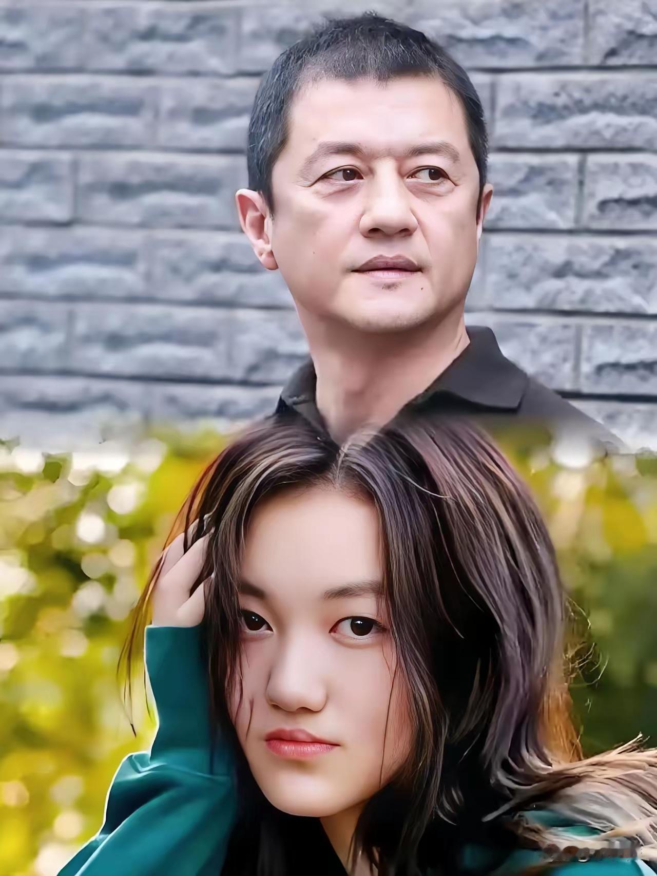 现在最高兴的就是李亚鹏了。

要知道女儿李嫣这么厉害，我还自己买啥茶啊！不愧是王