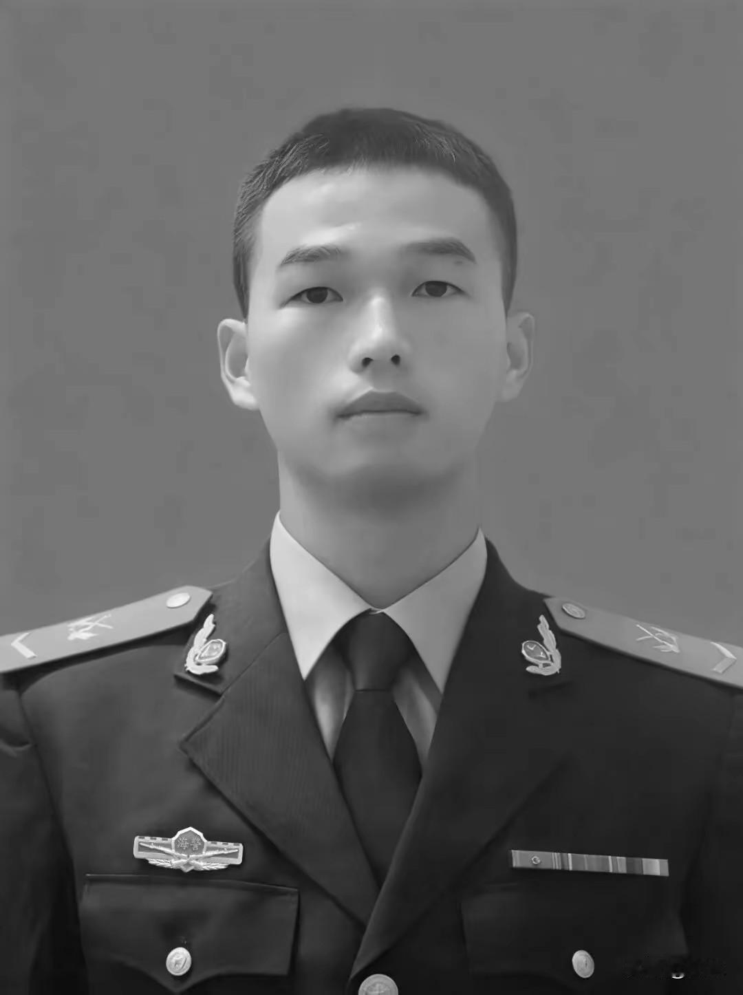 25岁海警谯禾林，永远留在了碧海，替我们守着安宁
 
咱们的25岁，多轻松啊。上