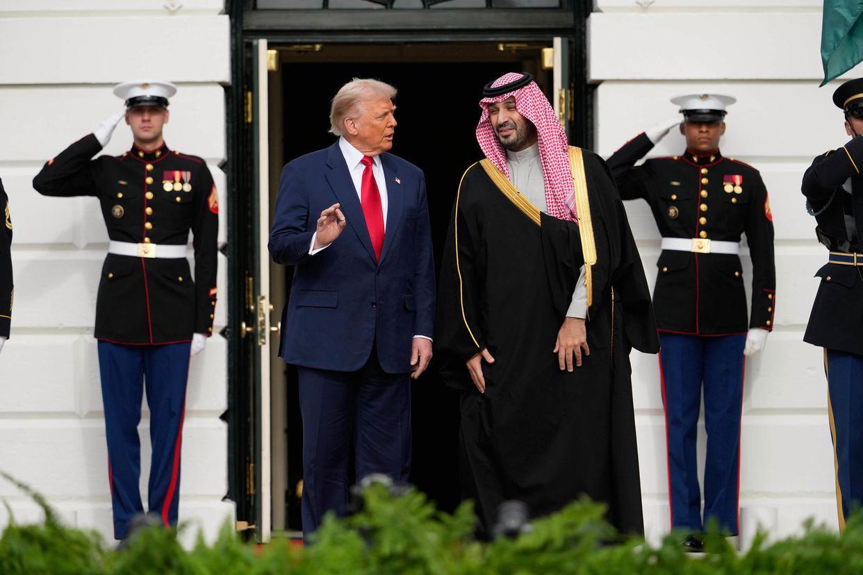 送上“大礼”
沙特阿拉伯王储兼首相穆罕默德·本·萨勒曼七年来首度访美，便给美国总