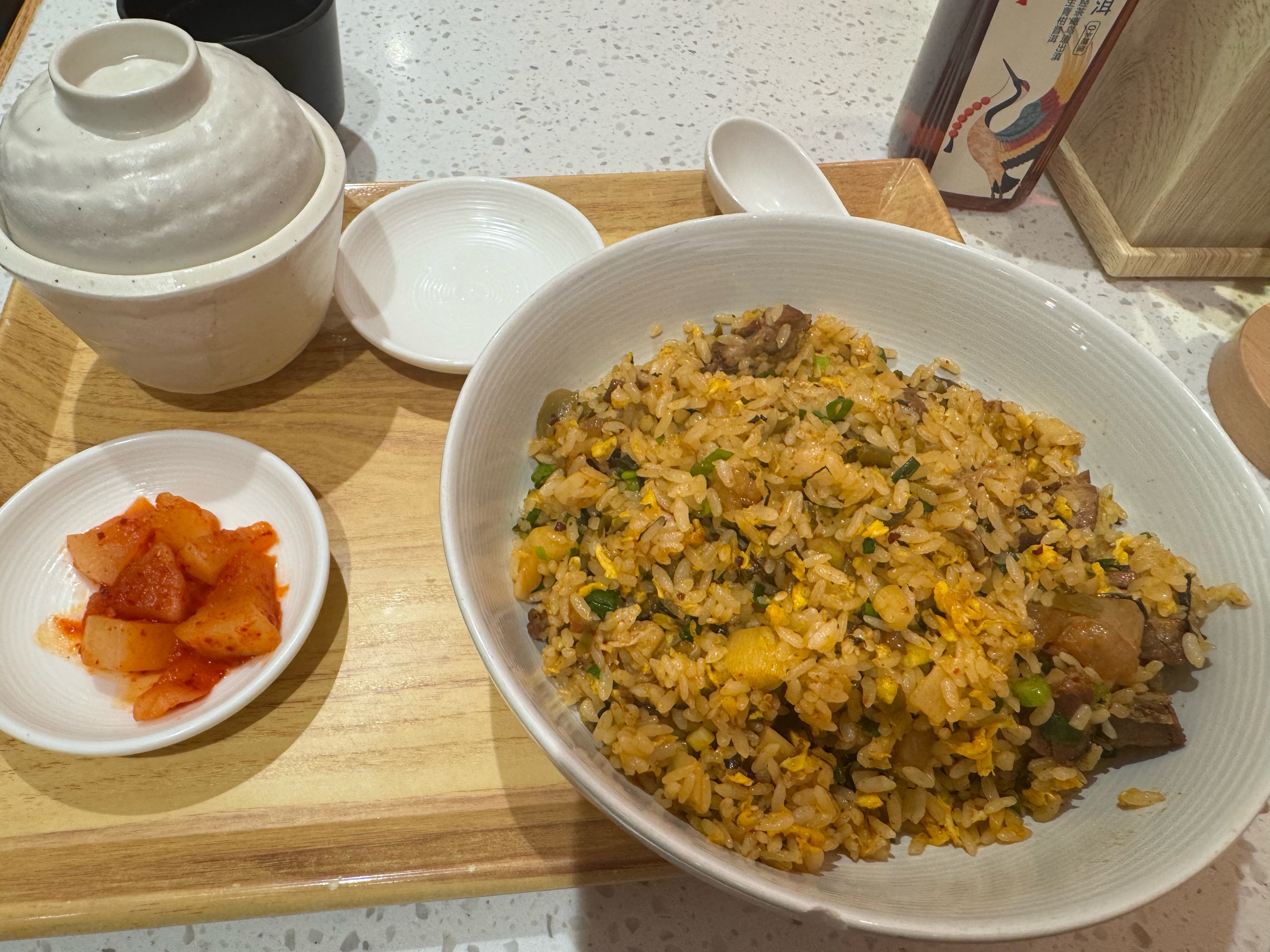 只有我一个人喜欢在拉面店吃炒饭的吗？这炒饭挺好吃的呀. ​​​