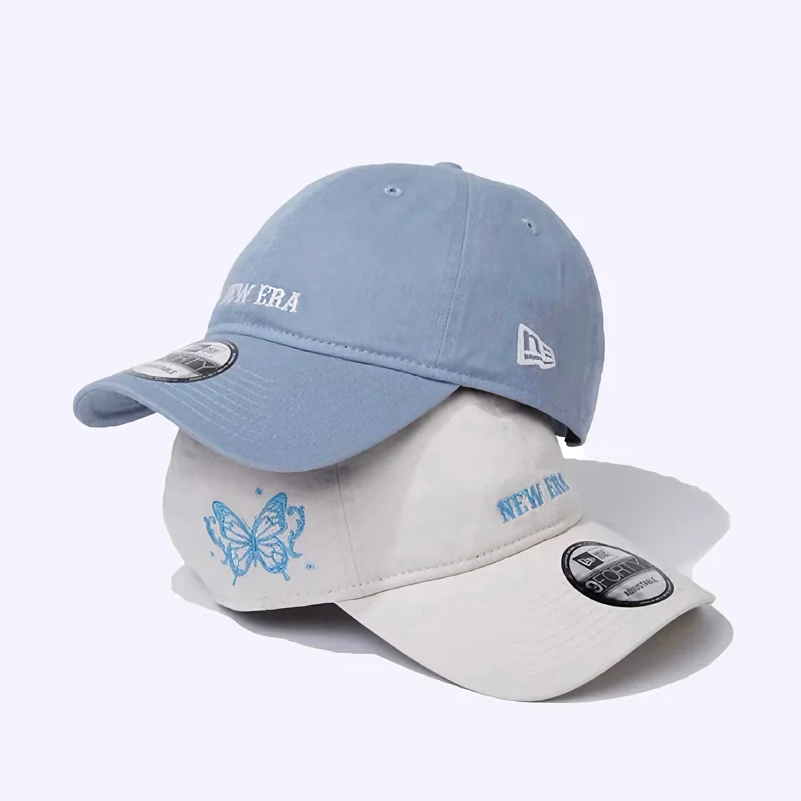 头上戴着小蝴蝶，脚上穿着小猫咪，拍出了P345这么萌的照片🥺P3还能看到一点点