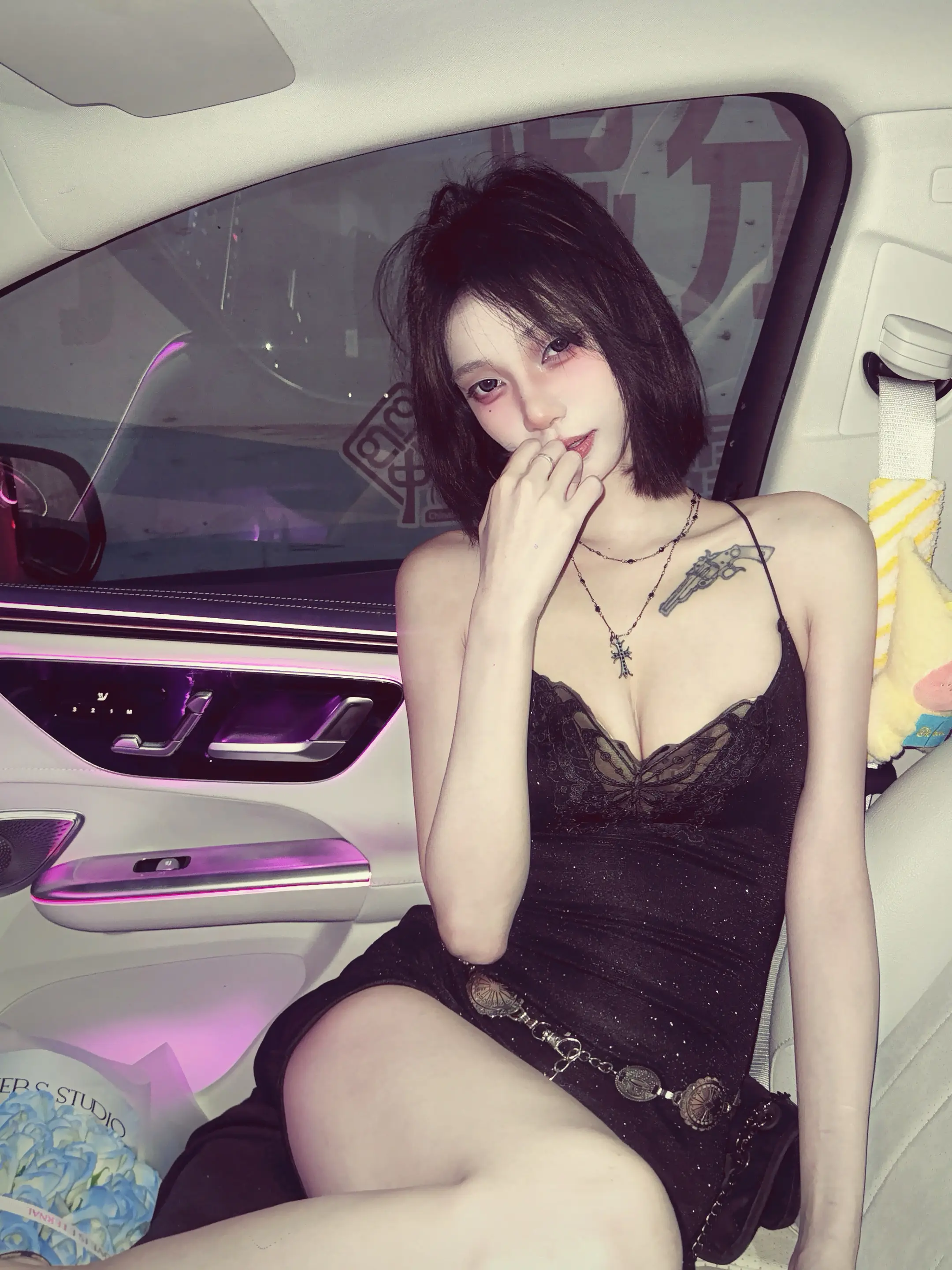 我唯一相信男人的话就是他说我很漂亮