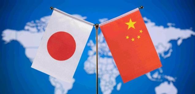 日本国内感到不舒服了！
日媒这次自己跳出来喊疼，说咱们中国把"日本是军国主义"这