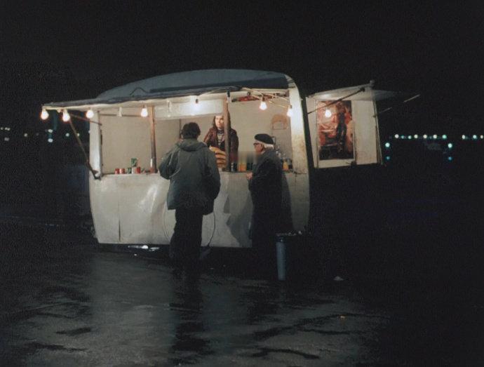 世态言情比明月清风更饶有滋味，可做书读，可当戏看。丨 杨绛 ​​​