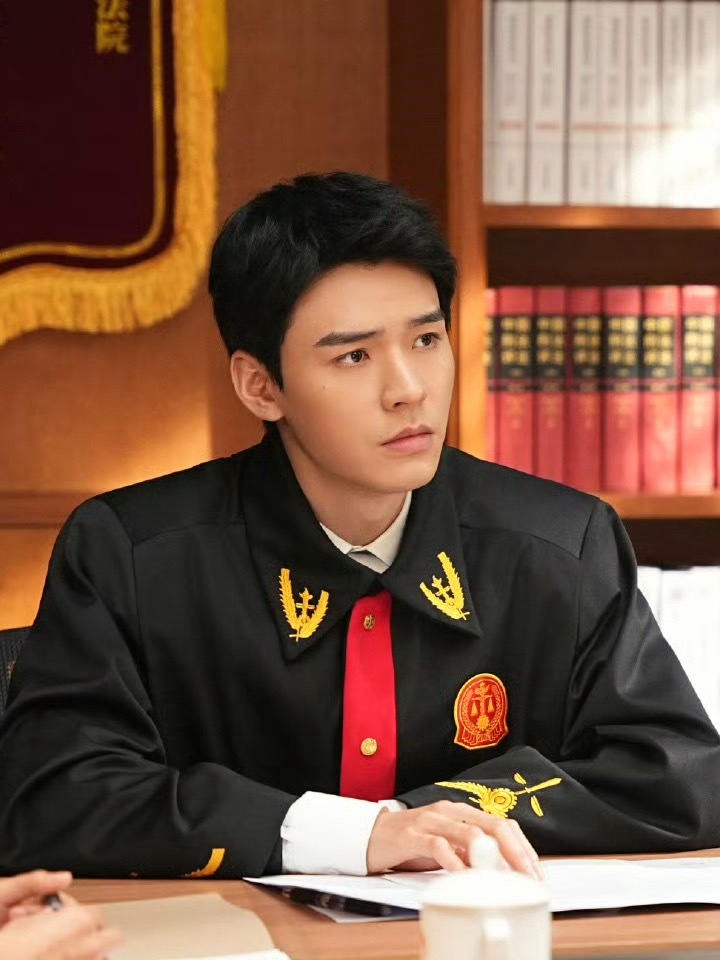 央1是不是在保龚俊上3？都给他加更两次了 