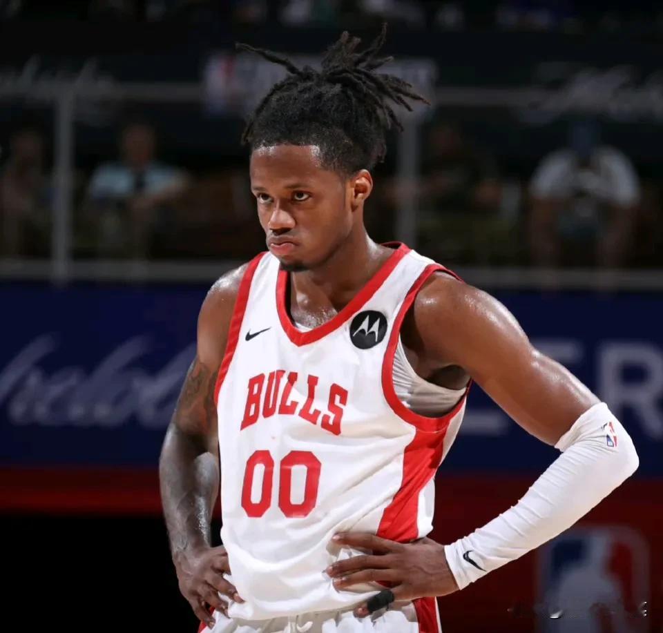Woj：公牛和DJ斯图尔特签下一份双向合同 ​​​
