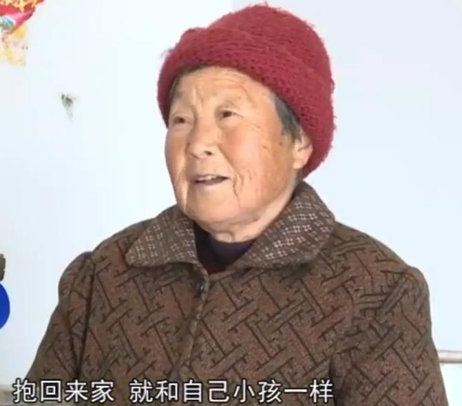 1996年，安徽一老妇人捡到两个弃婴，将他们养大成人，谁料，两个孩子长大后，竟然