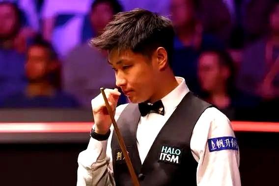 赵心童将对阵世界第二的凯伦·威尔逊。
第11局结束，6比5。恭喜赵心童顶住压力晋