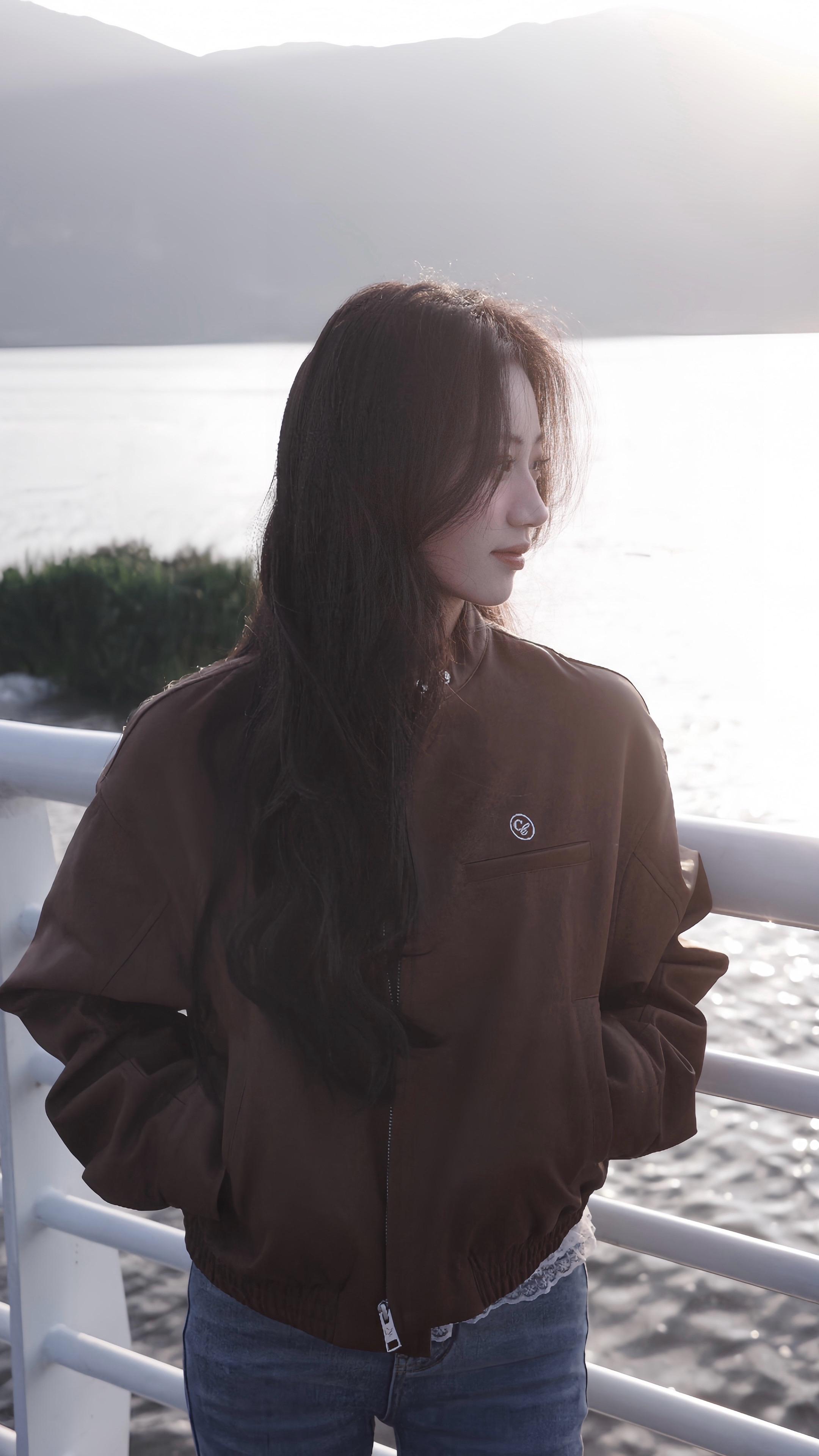 执念开始消失的时候，平静的幸福贯穿我的每分