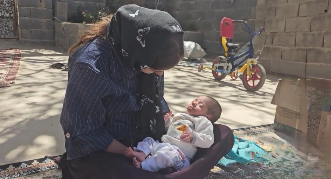 达利出去打工，其实是他找一个借口出去玩罢了。把家中的一切都扔给玛丽亚姆，真是一个